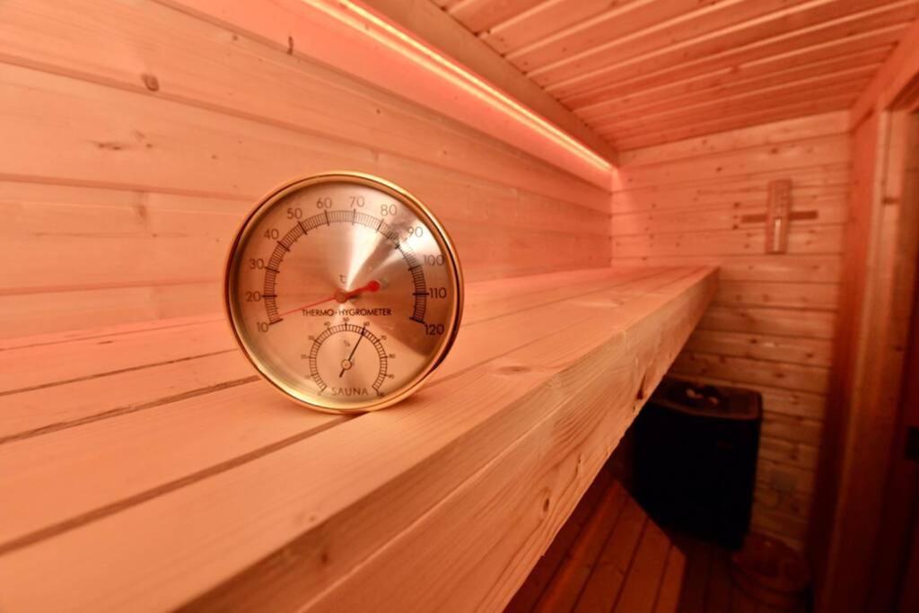 Flanders Loft Luxury Apartment With Sauna Dungiven Exterior foto